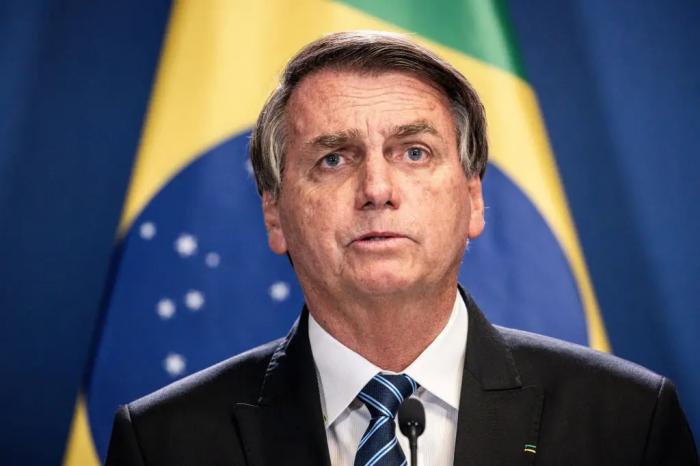 Bolsonaro descarta assinar MP para taxar compras em aplicativos internacionais