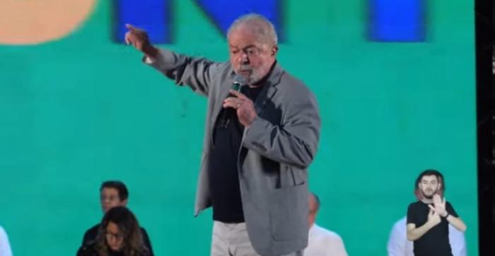 Em Maceió, Lula pontua motivos para retorno à política e cita elite perversa