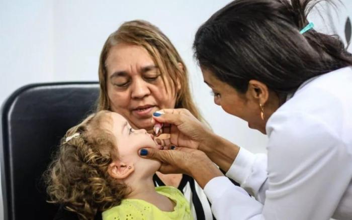Campanha Nacional contra polio e atualização vacinal inicia na segunda-feira