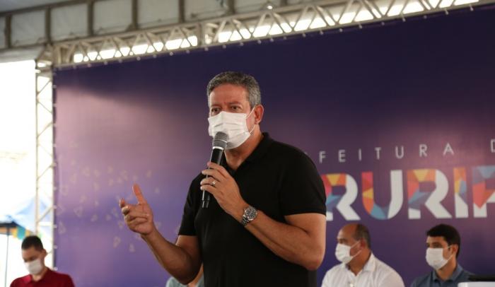 Arthur Lira anuncia recursos para sanear 100% do município de Jequiá da Praia