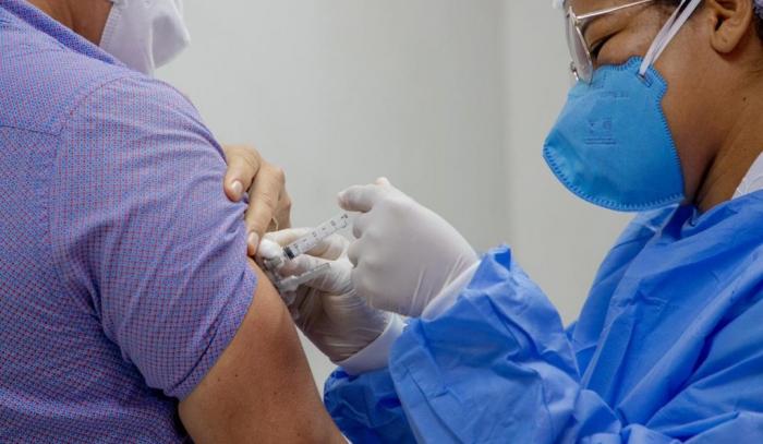 Vacinação avança em Alagoas e cai internação por Covid-19 em UTI