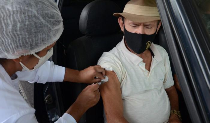 COVID-19: Pessoas acima de 37 anos começam a ser vacinadas em São Miguel dos Campos nesta quarta, 07