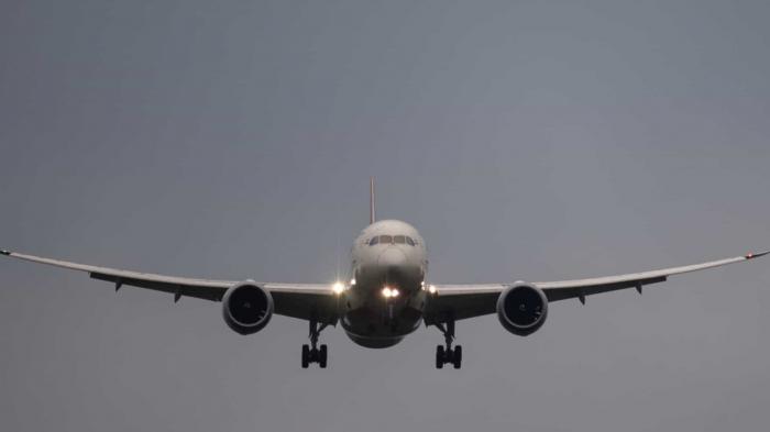 Covid-19: Vinte casos positivos viajam de avião de Espanha para a Bélgica