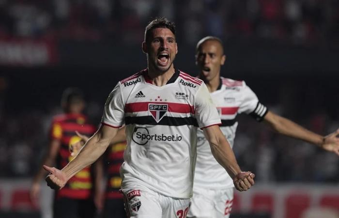 São Paulo vence o Sport no Morumbi e respira na luta contra o rebaixamento