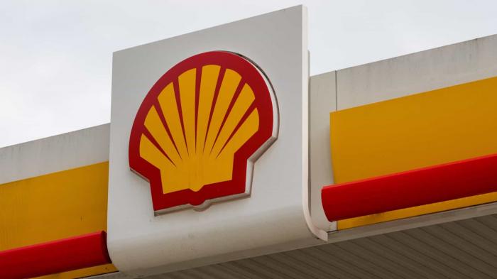 Shell vai deixar de comprar gás e petróleo russo e fechar postos no país