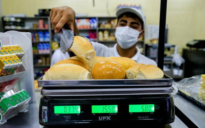 Produto essencial, pão sofre reajuste e já está 5% mais caro em Alagoas