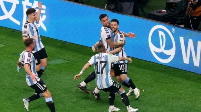 Argentina elimina Austrália e pega a Holanda nas quartas; Messi marca