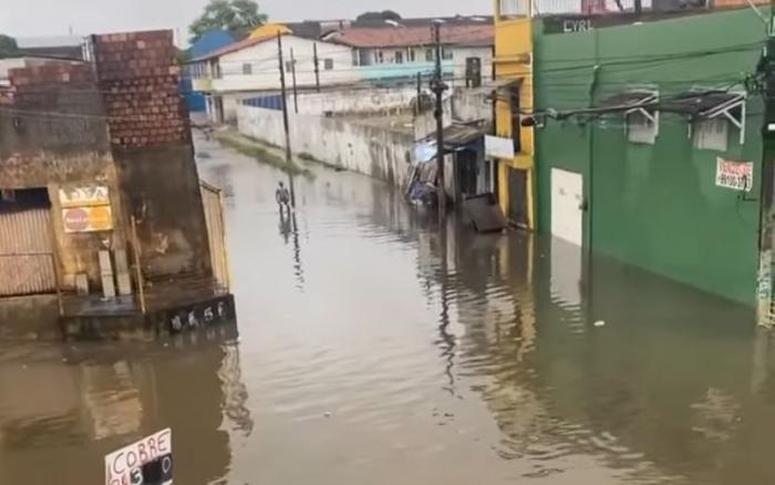 Fortes chuvas em Maceió deixam mais de 60 pessoas desalojadas