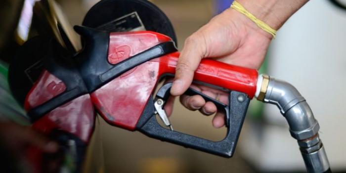 Reforma tributária vai aumentar preços dos combustíveis, alerta associação
