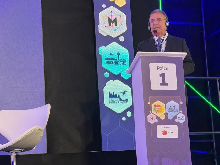 Prefeito George Clemente encerra sua participação no Connected Smart Cities & Mobility 