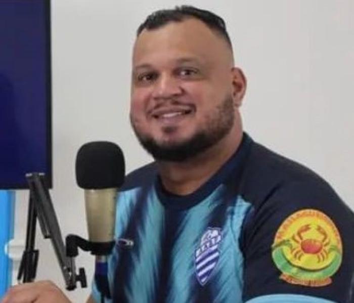 Programa Batendo de Frente recebe ex-atleta Henrique Moura para uma entrevista exclusiva