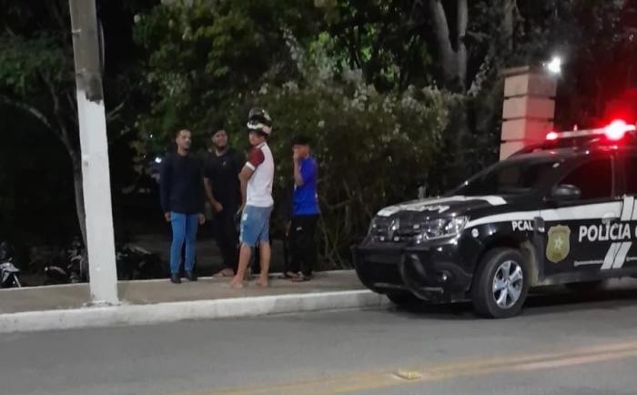 Homem é encontrado morto e amarrado a uma árvore no Parque Ceci Cunha, em Arapiraca