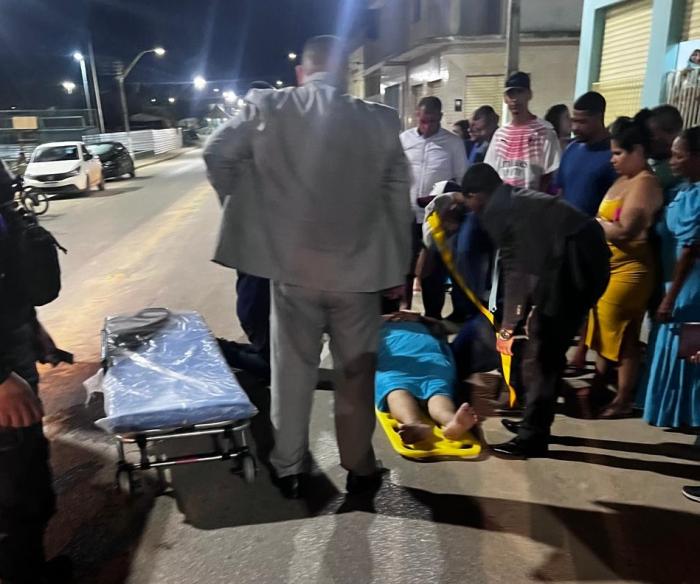 Motociclista embriagado atropela pedestre após culto em São Miguel dos Campos