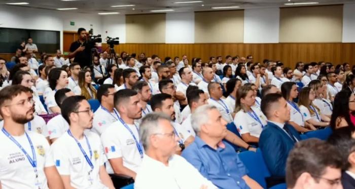 Governador de Alagoas convoca aprovados para atuarem na Polícia Científica