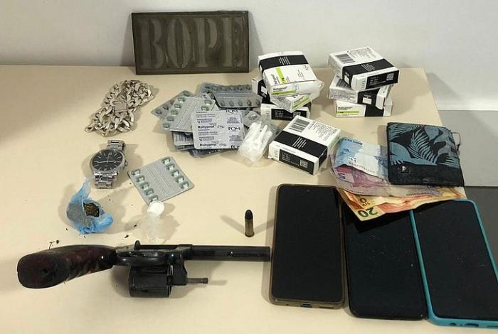 Bope prende suspeitos de trafico e apreende drogas alucínógenas em Maceió